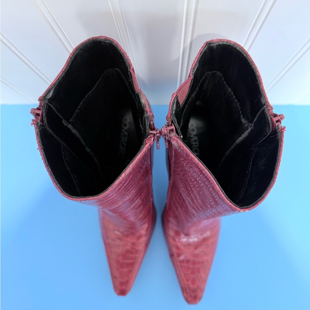 COVERGIRL Red Crocodile-Patterned Heeled bootie Size 6.5 - Picture 14 of 17